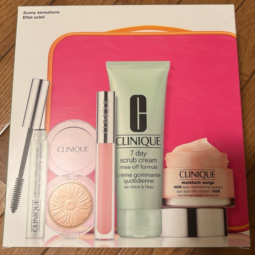 Clinique Pink & Mint Skincare and Makeup Set